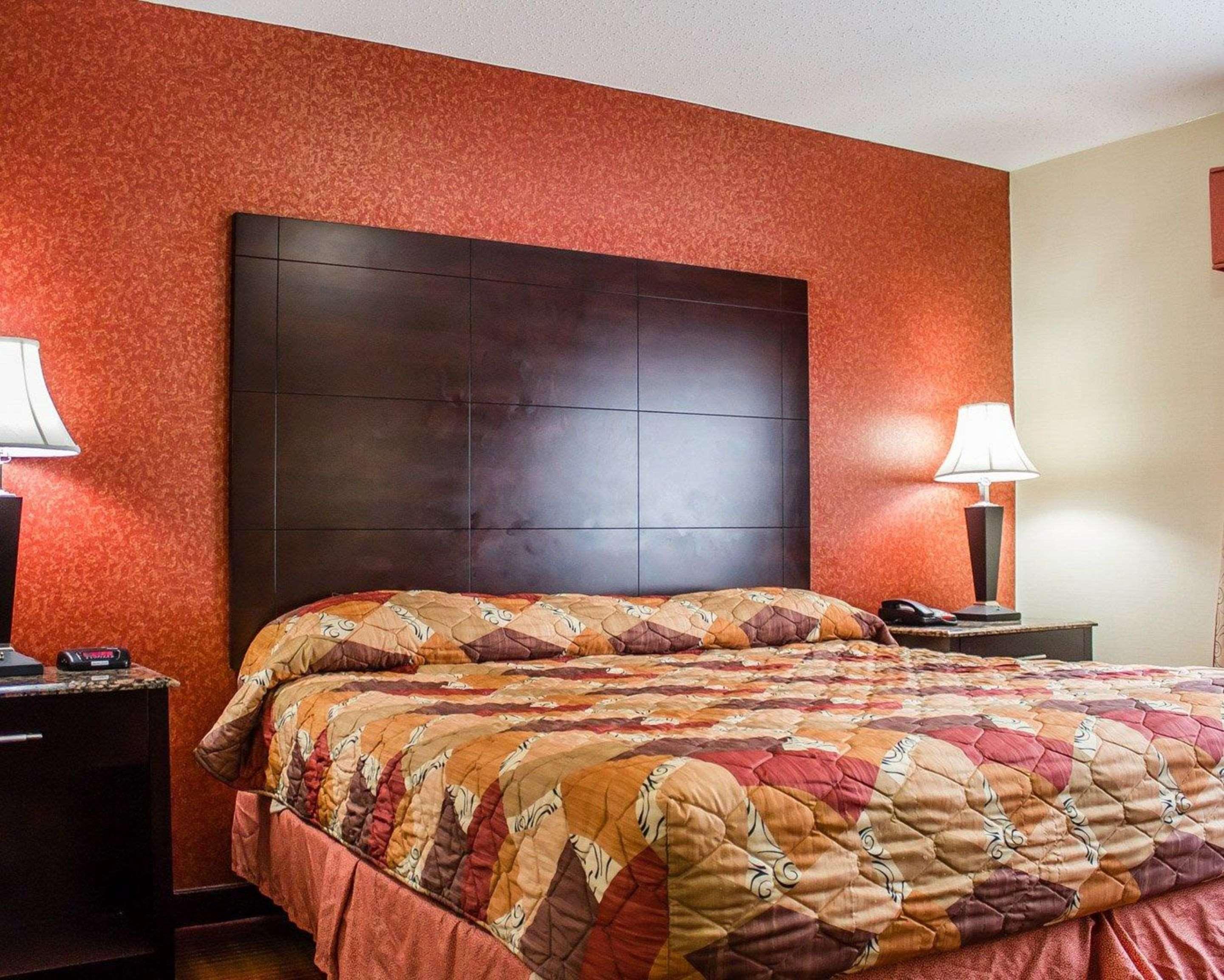 Rodeway Inn Macarthur Airport Ronkonkoma Eksteriør bilde